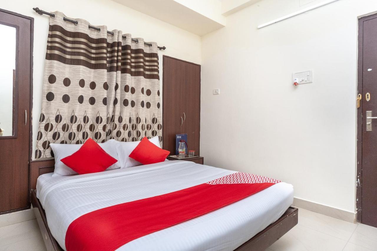 Oyo 22019 Skye Service Apartments Chennai Exterior foto