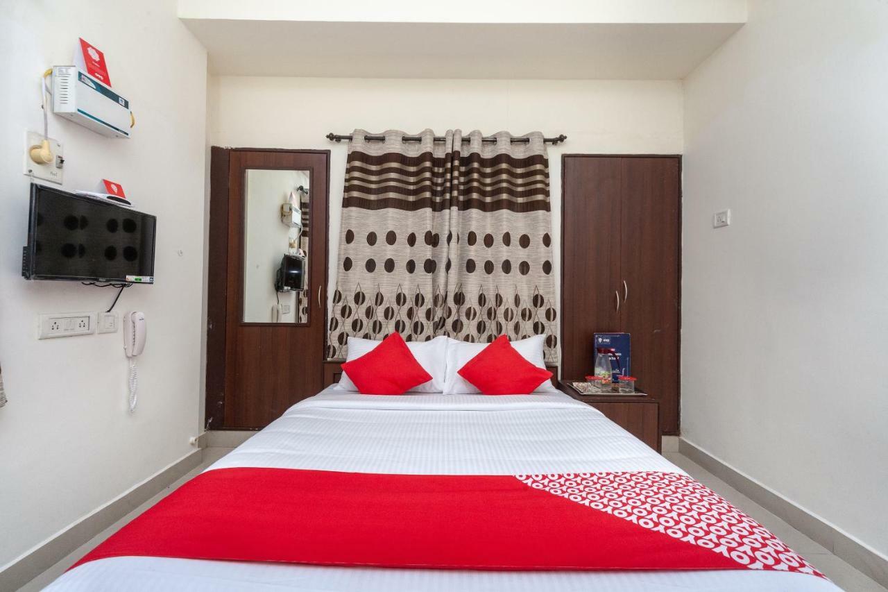 Oyo 22019 Skye Service Apartments Chennai Exterior foto