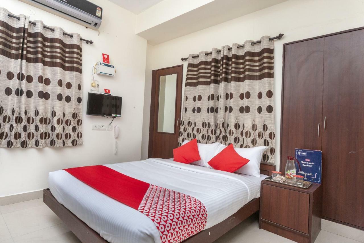 Oyo 22019 Skye Service Apartments Chennai Exterior foto