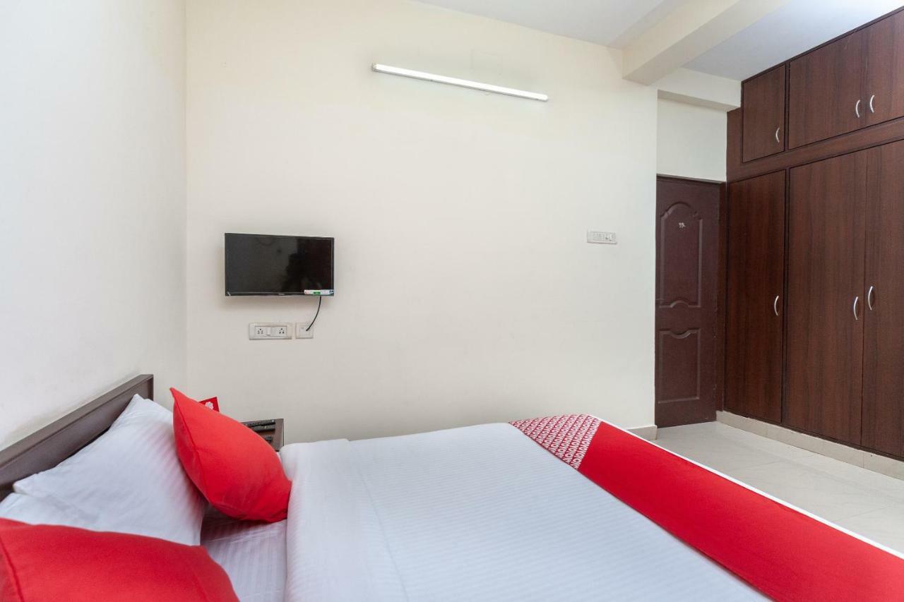 Oyo 22019 Skye Service Apartments Chennai Exterior foto